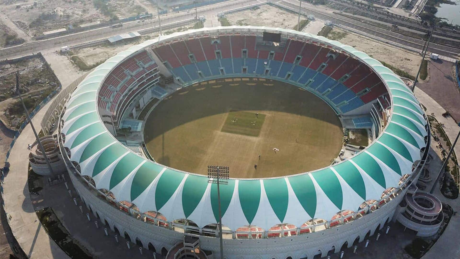 top 20 largest cricket stadium in the world